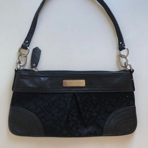 Tommy Hilfiger Hand bag purse black